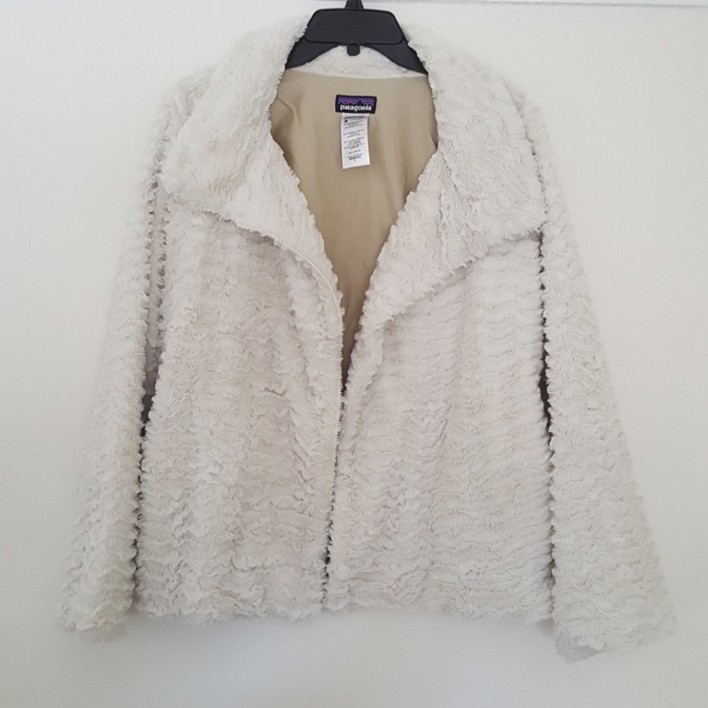 Beige Patagonia Pelage Jacket